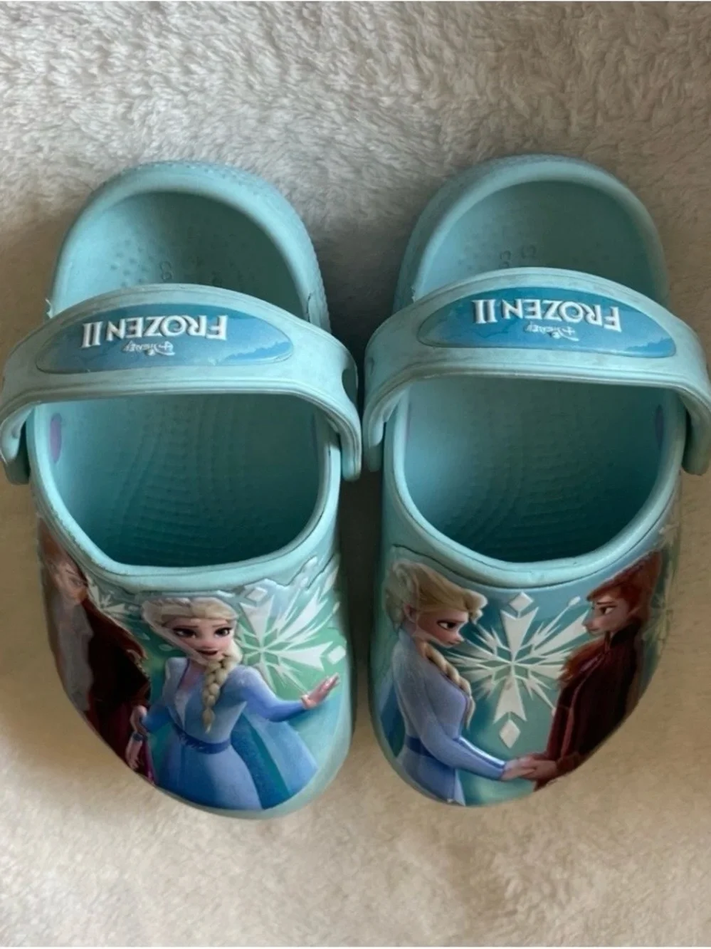 CROCS Frozen II Light Blue Kids C9. Clog Sandals with Elsa & Anna Graphics